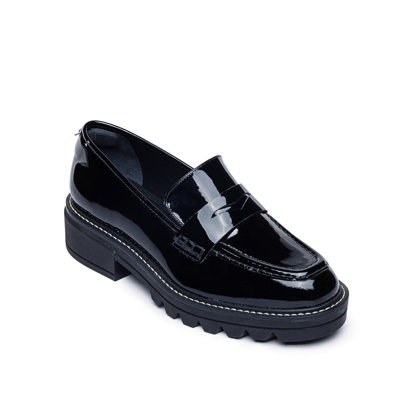 Black Women Bernardo Chandler Lug-Sole Loafers | GAS5842VG