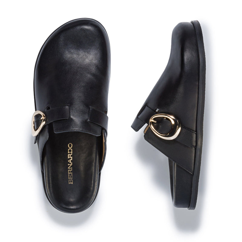 Black Women Bernardo Easton Slip On Clogs | UAV4754DD