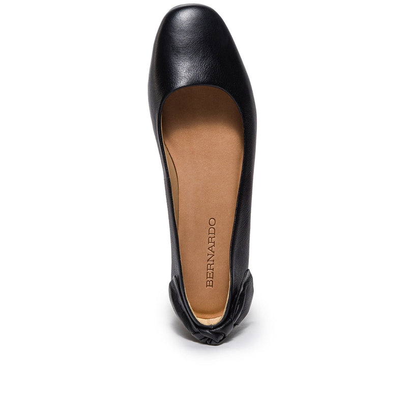 Black Women Bernardo Eloisa Bow Ballet Flats | ZLV416VI