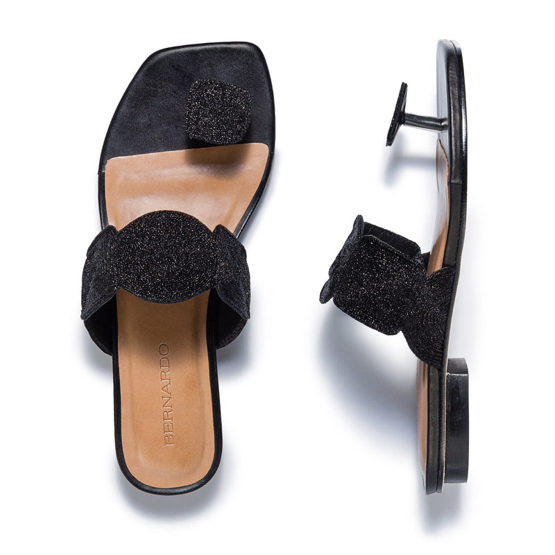 Black Women Bernardo Palermo Flat Sandals | STH9272MS