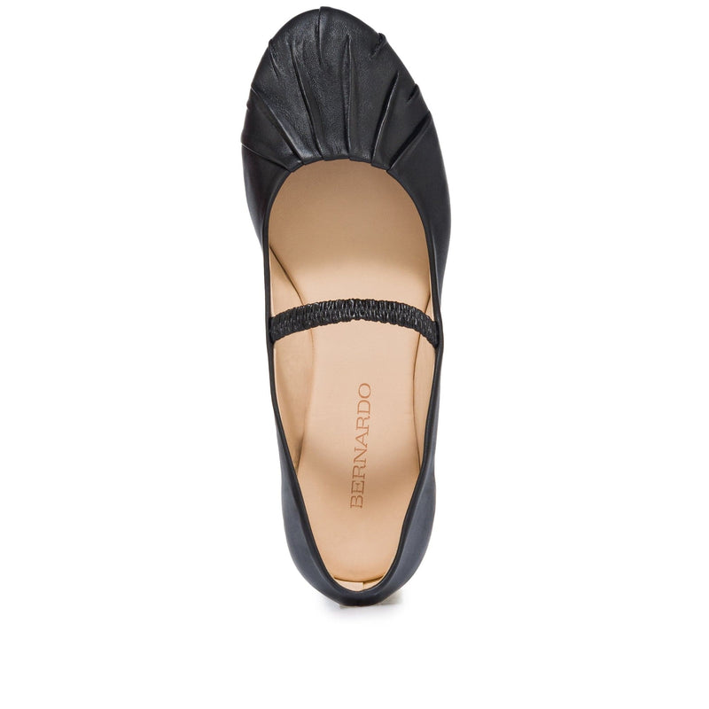 Black Women Bernardo Savona Ballerina Ballet Flats | VKH5816AJ