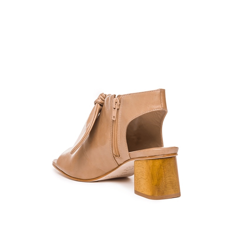 Brown Women Bernardo Lizzie Booties | URM10023VA