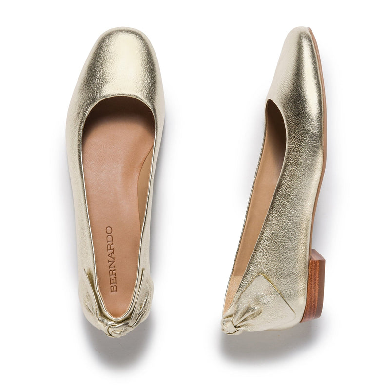 Gold Women Bernardo Eloisa Bow Ballet Flats | IFT2976PS