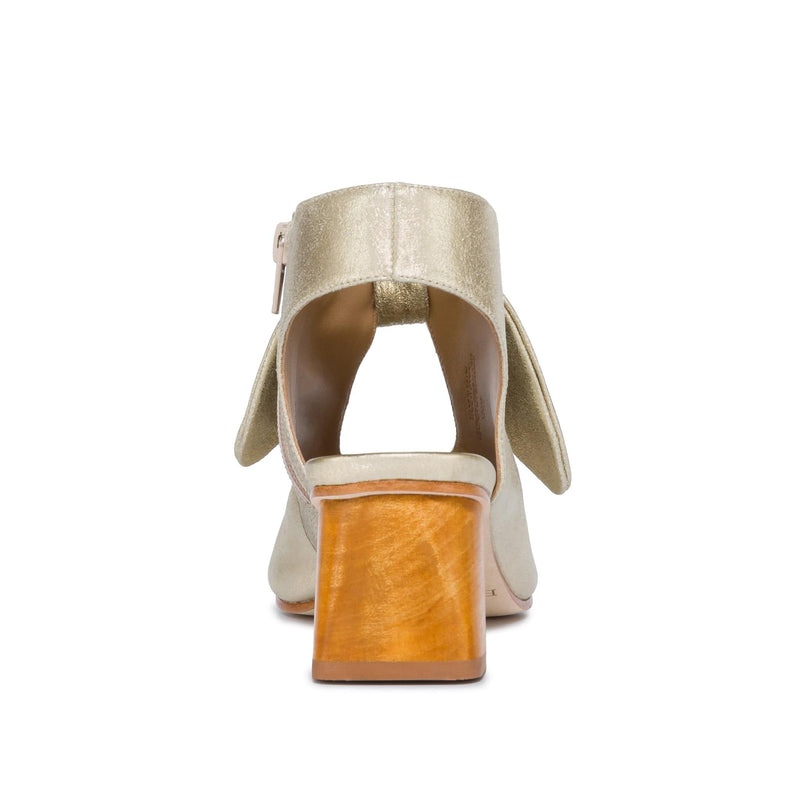 Gold Women Bernardo Lizzie Booties | LVH4369GP