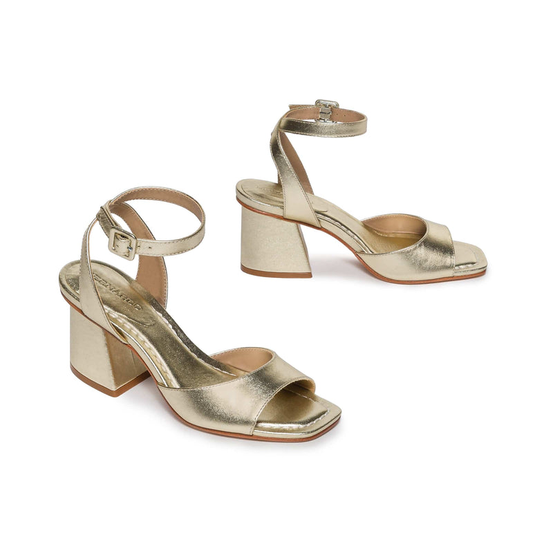 Gold Women Bernardo Nyack Heels Sandals | NPG7132OT