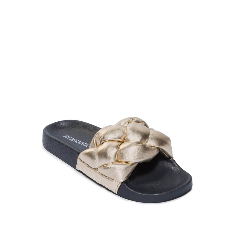 Gold Women Bernardo Rylee Pool Slide Sandals | PDT9692VC