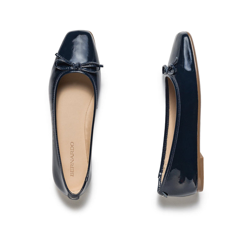 Navy Women Bernardo Gwynn Ballet Flats | NVR5056CM