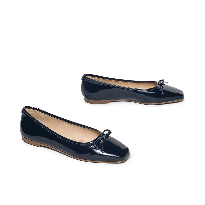 Navy Women Bernardo Gwynn Ballet Flats | NVR5056CM