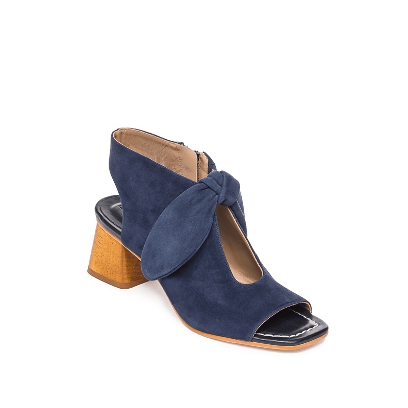 Navy Women Bernardo Lizzie Booties | UQC3375MB