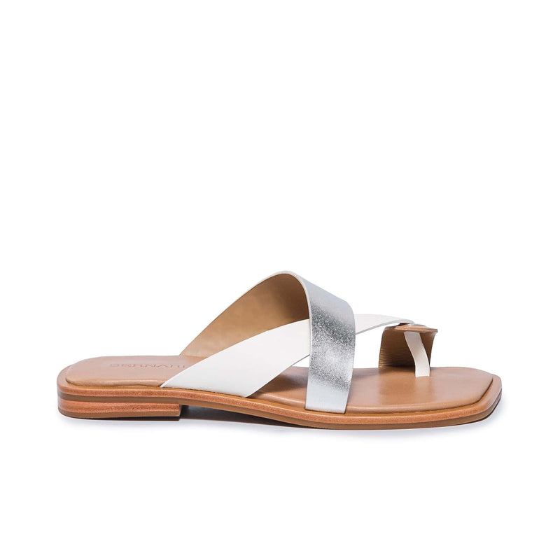 Silver White Women Bernardo Amelia Cross Strap Slide Sandals | MQM8056FU