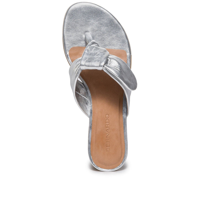 Silver Women Bernardo Harmony Thong Slide Sandals | BPQ5240CI