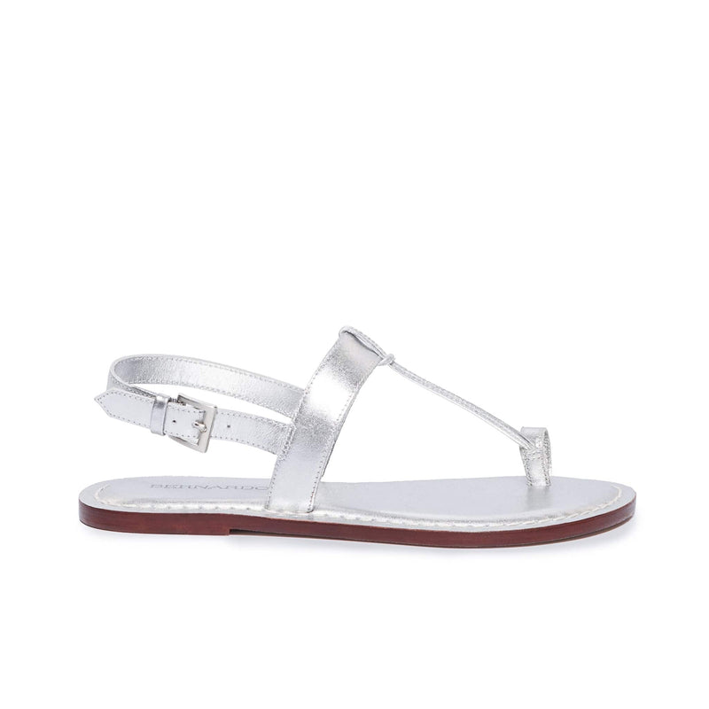 Silver Women Bernardo Maverick 2 Toe Ring Flat Sandals | WYR2433NJ