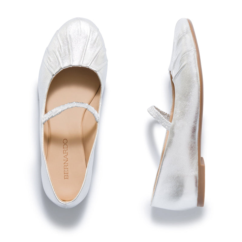 Silver Women Bernardo Savona Ballerina Ballet Flats | EKW2217DZ