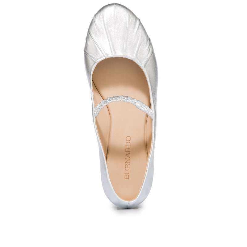 Silver Women Bernardo Savona Ballerina Ballet Flats | EKW2217DZ