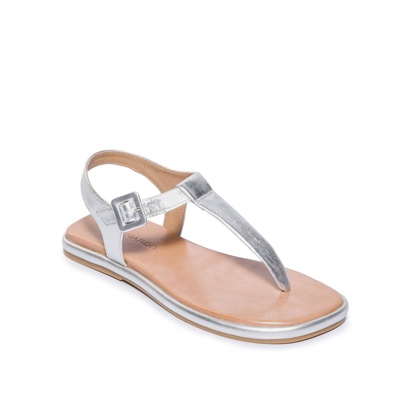 Silver Women Bernardo Tucson T-Strap Flat Sandals | MKF2414PC