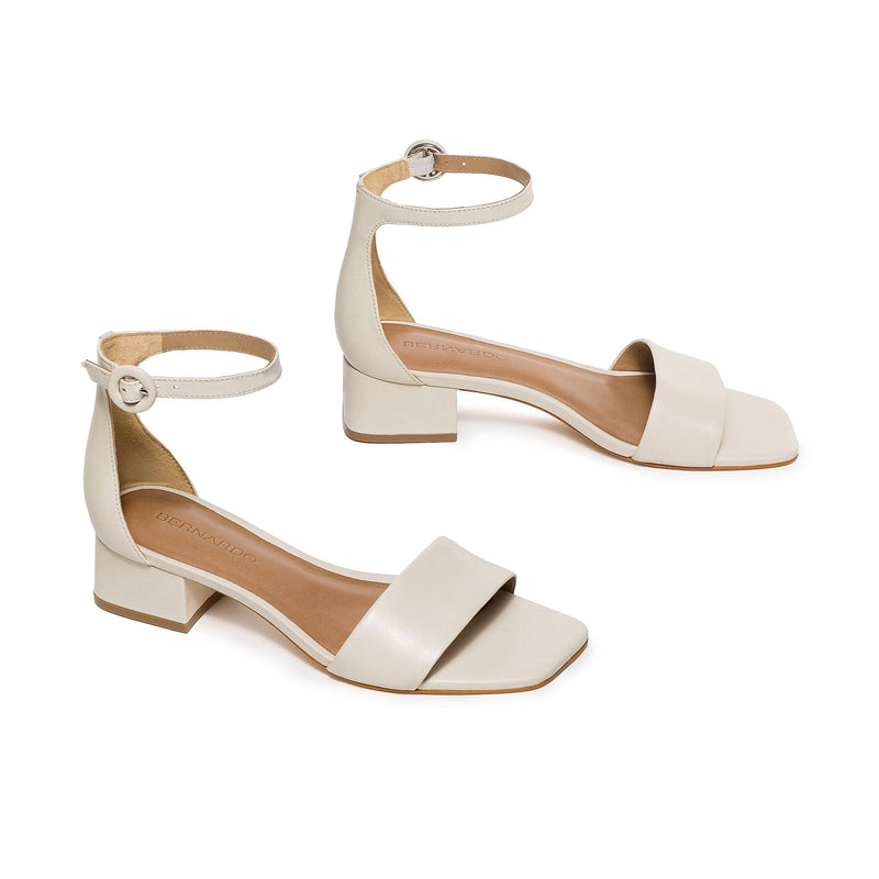 White Women Bernardo Jalena Low Heels Sandals | GKZ4148II